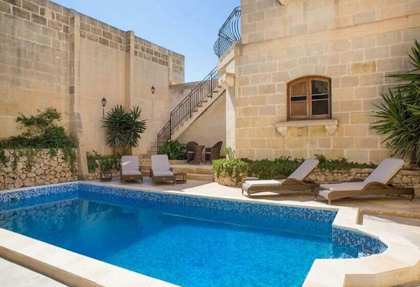 تختخواب و صبحانه Gozo Spirit