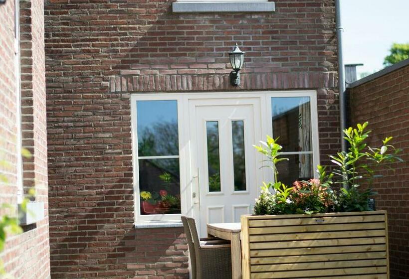 צימר Huize Mesch