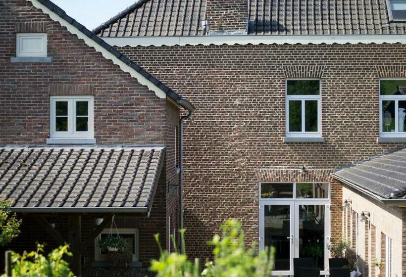 צימר Huize Mesch