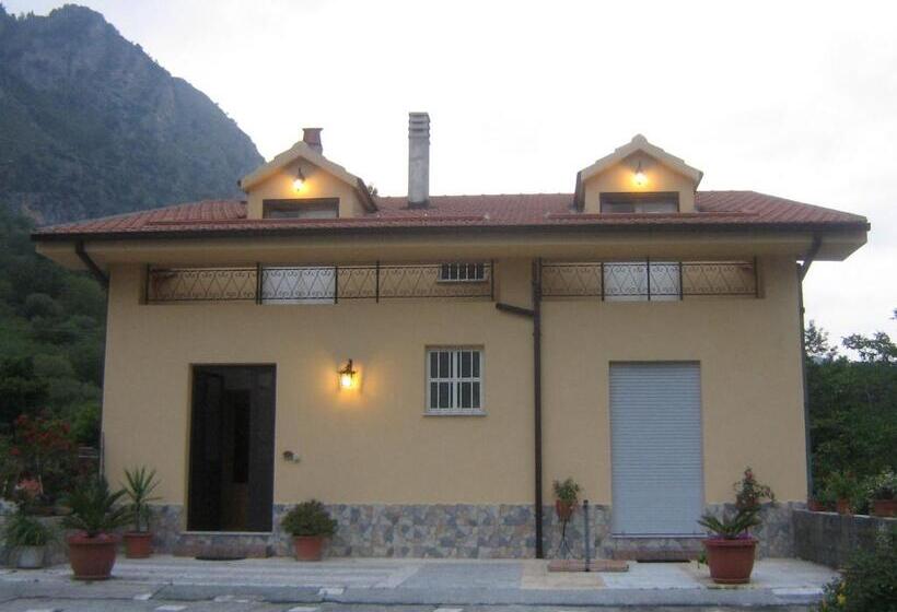 住宿加早餐  L Acquario