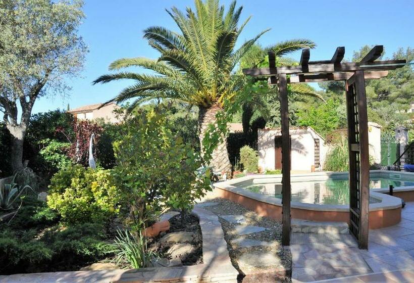 ベッドアンドブレックファースト Les Oliviers La Cadiere