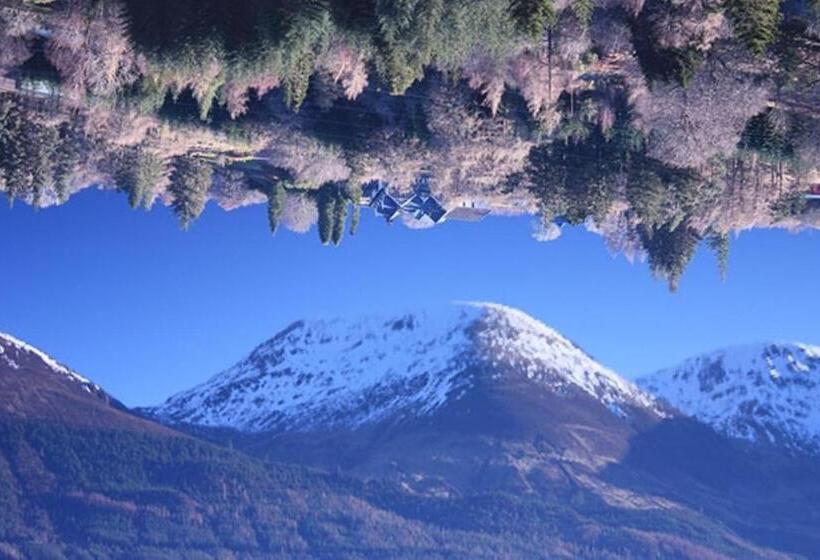 Bed and Breakfast Letterfinlay Lodge House