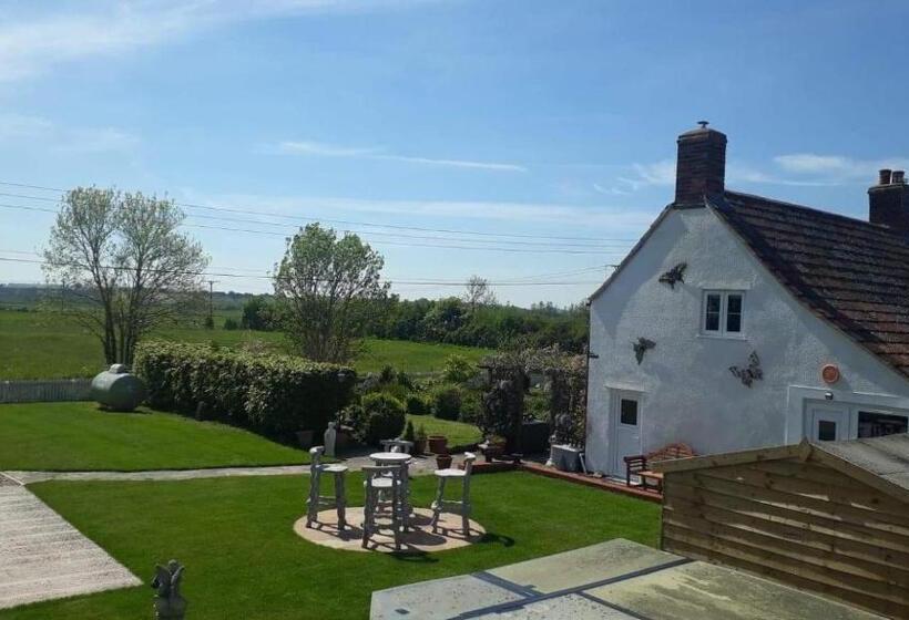 مبيت وإفطار Morland