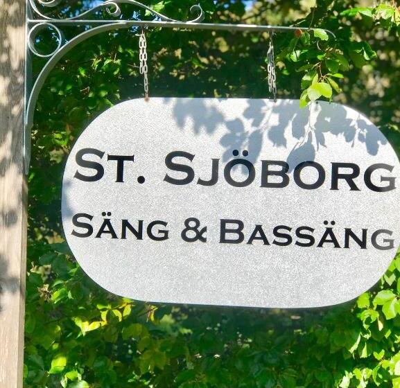 مبيت وإفطار Sjöborg Säng & Bassäng