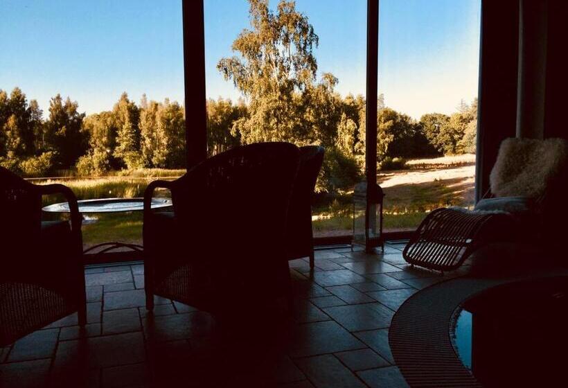 مبيت وإفطار Sjöborg Säng & Bassäng