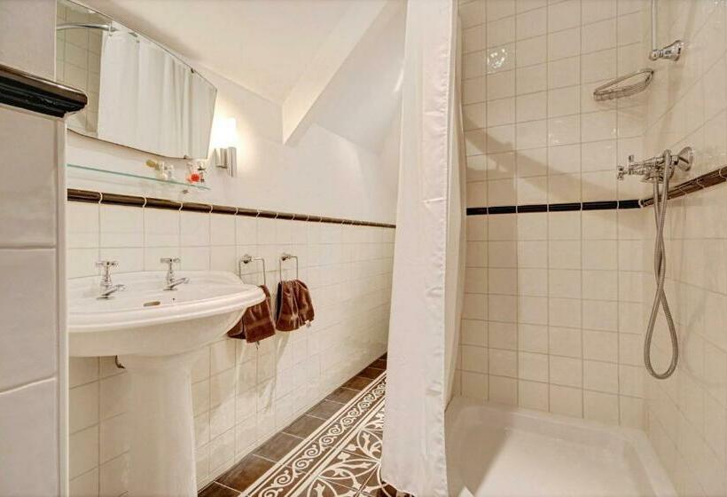 تختخواب و صبحانه T Heerenhuys