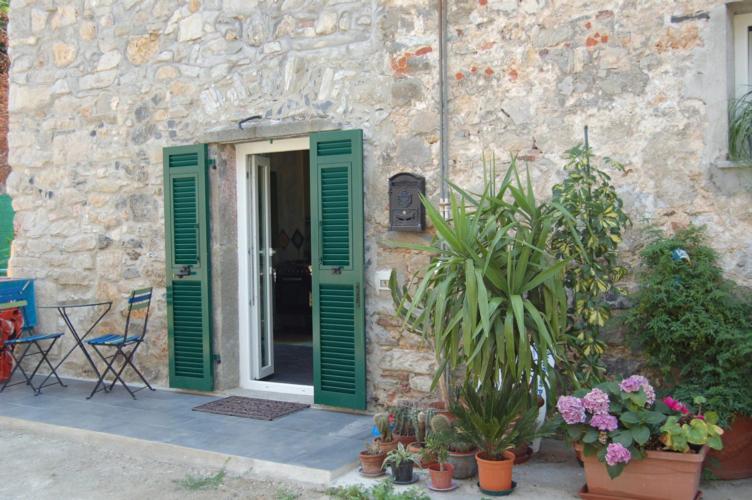 تختخواب و صبحانه Verdemare E Verdementa