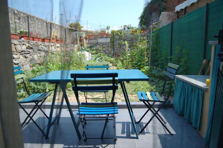 تختخواب و صبحانه Verdemare E Verdementa