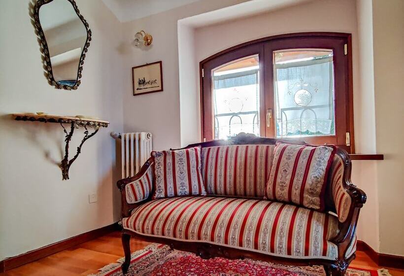 Bed and Breakfast Villa Laura