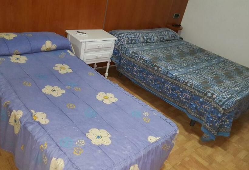 هاستل Hostal Can Salvado