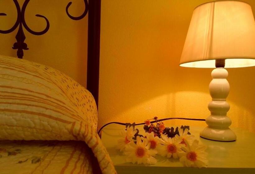 בית מלון כפרי Agriturismo Chiai Francesco