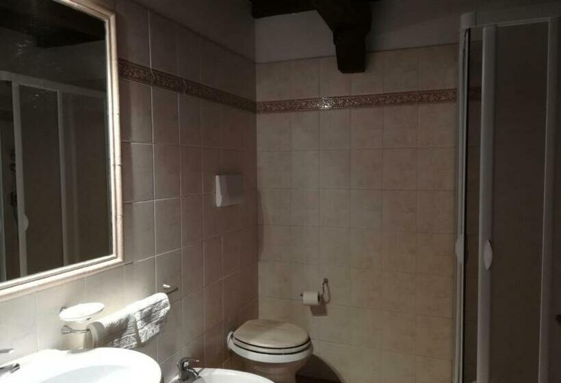 בית מלון כפרי Agriturismo Le Cascine