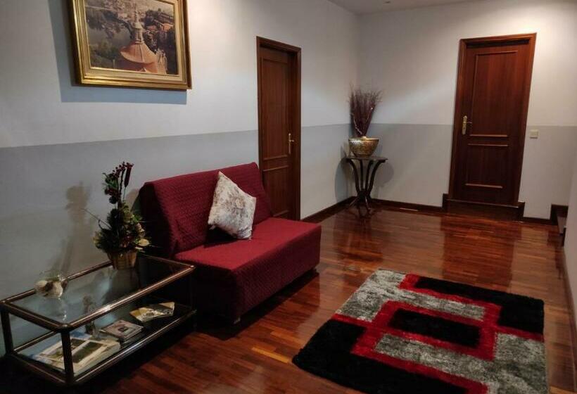 Отель Alojamento Local Tamega