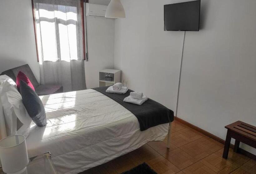 Отель Alojamento Local Tamega