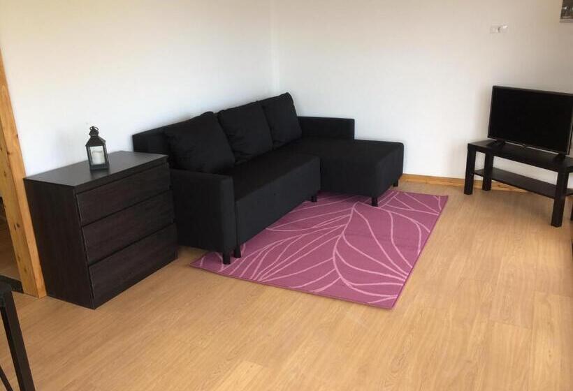 هتل Intact Farm Resort