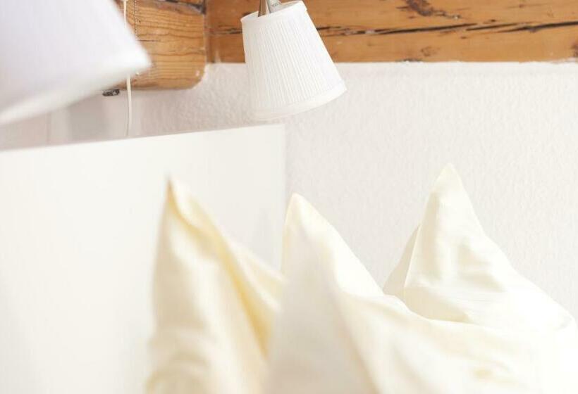 酒店 Pfannkuchenhaus Fehmarn