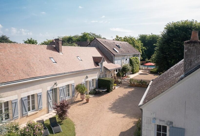 ベッドアンドブレックファースト Le Clos De La Rousselière B And B