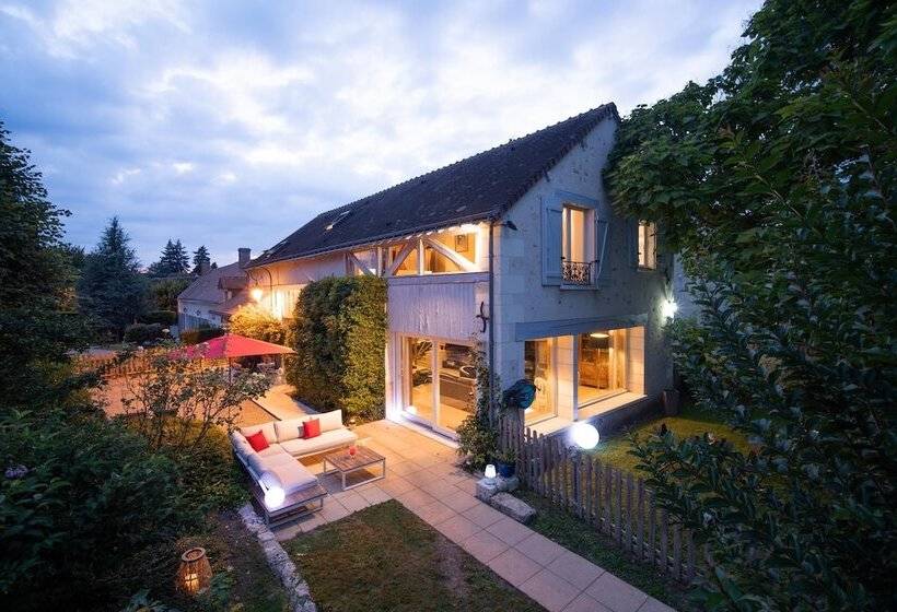 ベッドアンドブレックファースト Le Clos De La Rousselière B And B