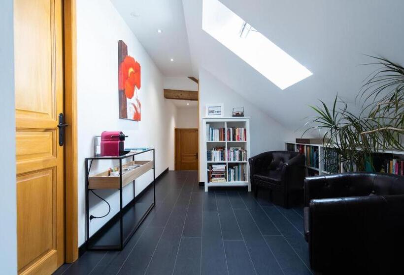 ベッドアンドブレックファースト Le Clos De La Rousselière B And B