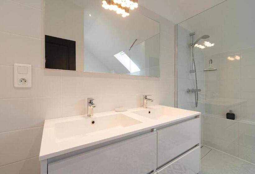 ベッドアンドブレックファースト Le Clos De La Rousselière B And B