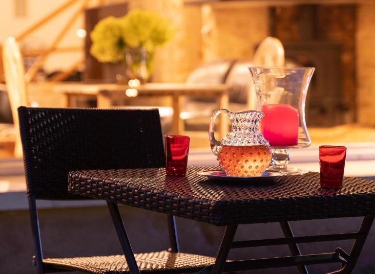 ベッドアンドブレックファースト Le Clos De La Rousselière B And B