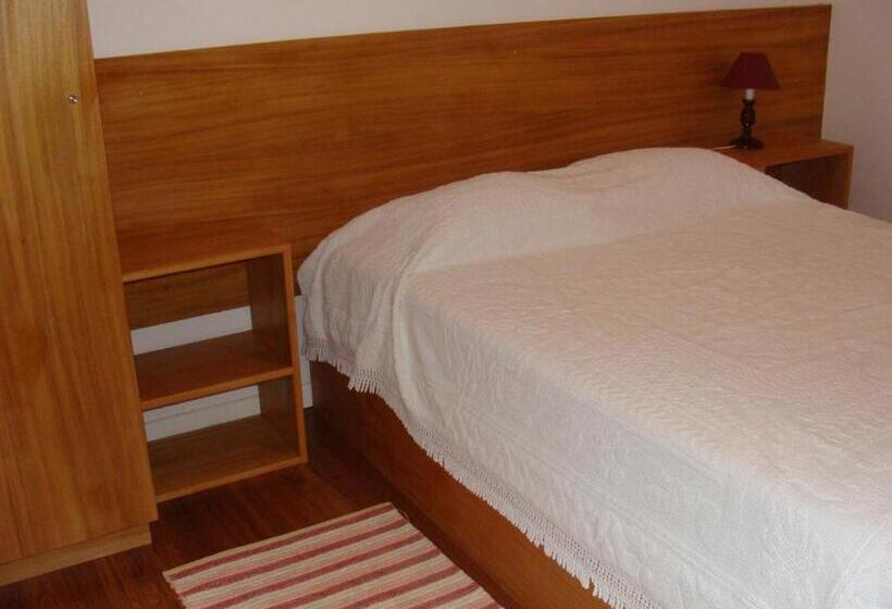 Пансион Alojamento Local Lindo Verde