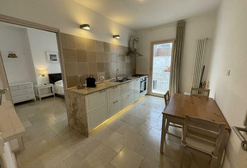 פנסיון Barbacana46 Guest House