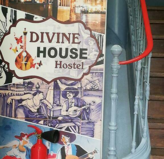 پانسیون Divine House Of Graça