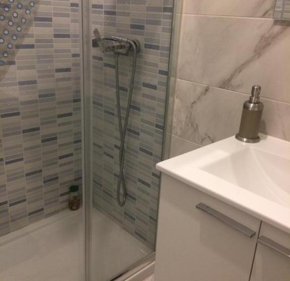 پانسیون Divine House Of Graça