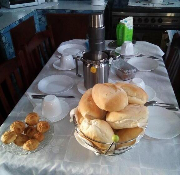 پانسیون Dona Julia