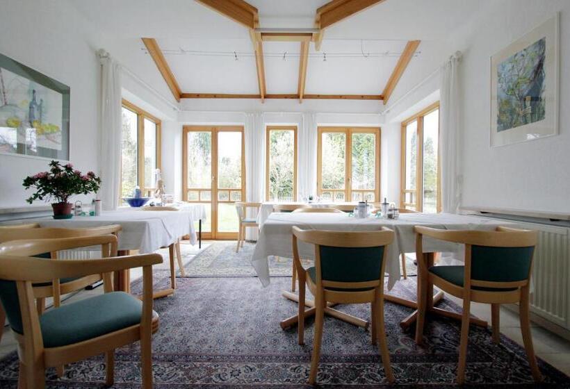 ペンション Gästehaus Truckenbrodt