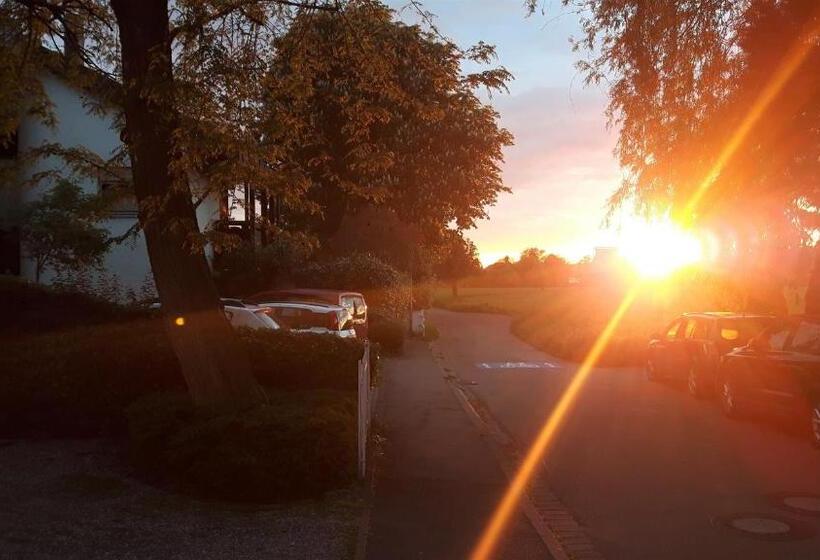 ペンション Gästehaus Truckenbrodt