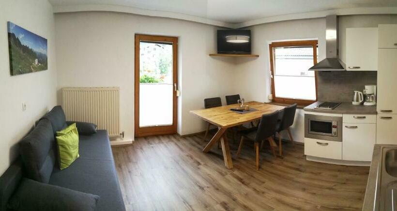 بنسيون Haus Wildauer