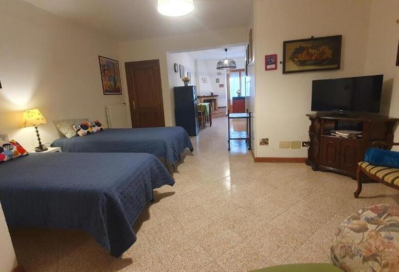 ペンション Le Casette Di Civitella La Casa Di Nonna Giulia