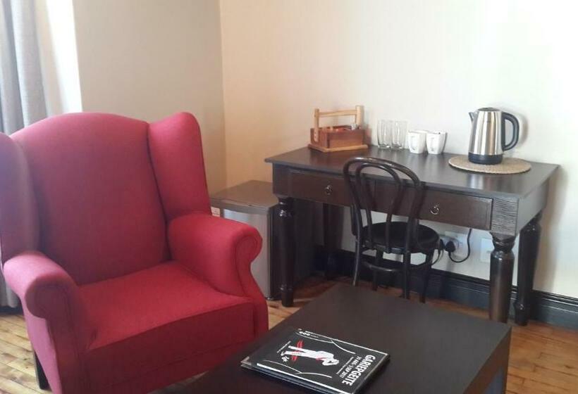 ペンション New Rush Guest House