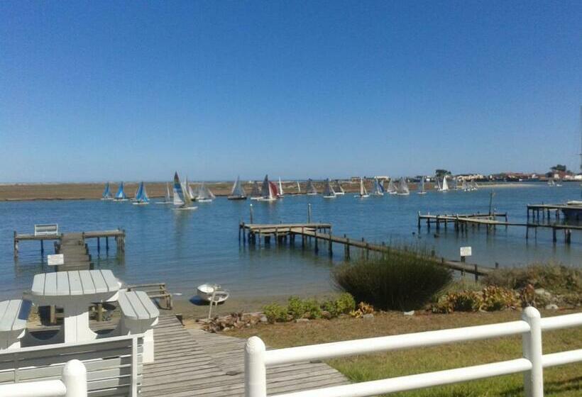 膳宿费 Rivertides Self Catering Guest House