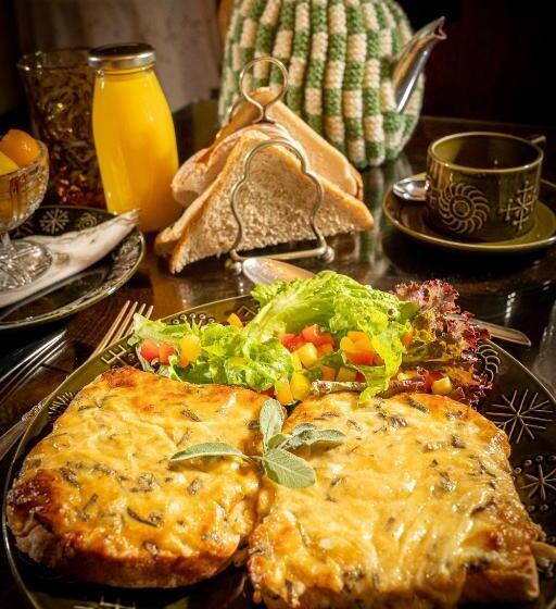 Пансион Taldraeth   Old Vicarage Guest House