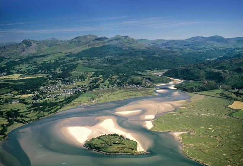 Пансион Taldraeth   Old Vicarage Guest House