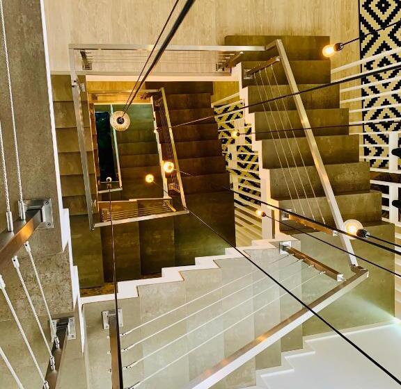 פנסיון Urban Apart   Azores