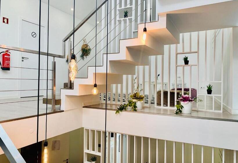 פנסיון Urban Apart   Azores