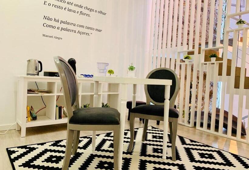 פנסיון Urban Apart   Azores