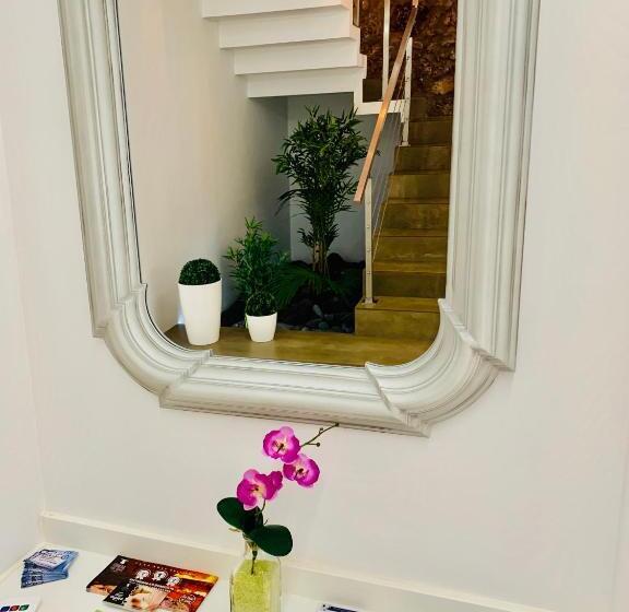 פנסיון Urban Apart   Azores