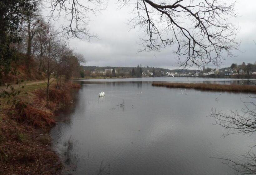 Riverside Bed And Breakfast