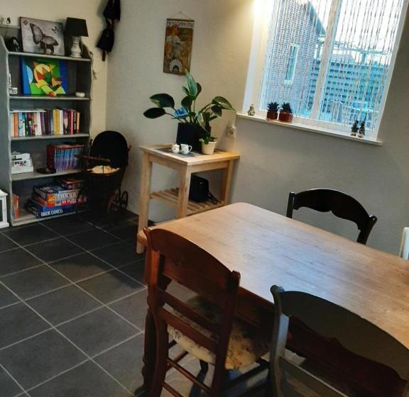 צימר Bed En Boterham