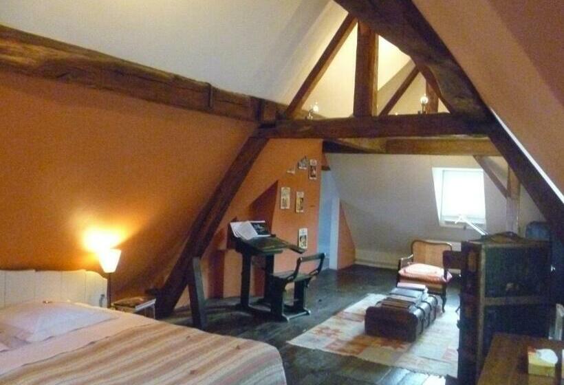 住宿加早餐  Chambre D Hôtes Les Augustins   Parking Sécurisé   Borne De Recharge