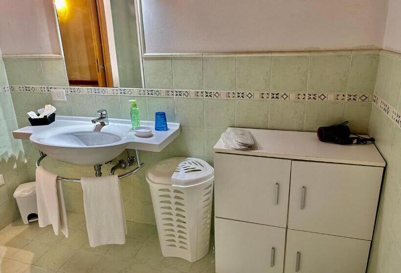 ベッドアンドブレックファースト Country House La Montagnola