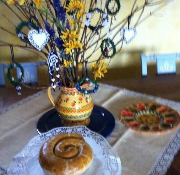 مبيت وإفطار East Wind