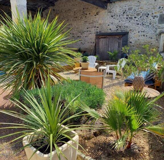مبيت وإفطار La Charentaise Ch D Hôtes ,studio