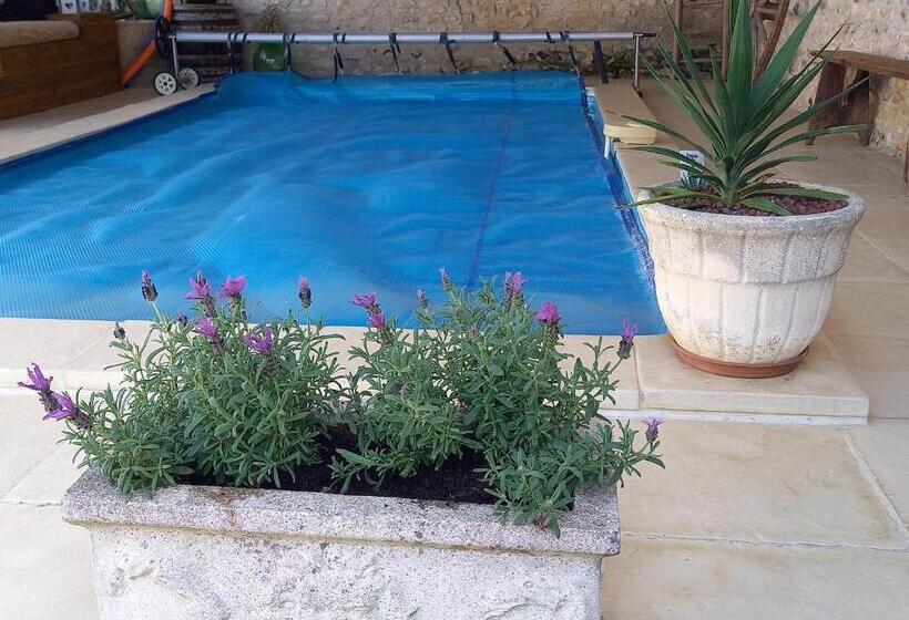 민박 La Charentaise Ch D Hôtes ,studio