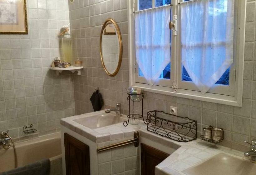 ベッドアンドブレックファースト La Douce Heure